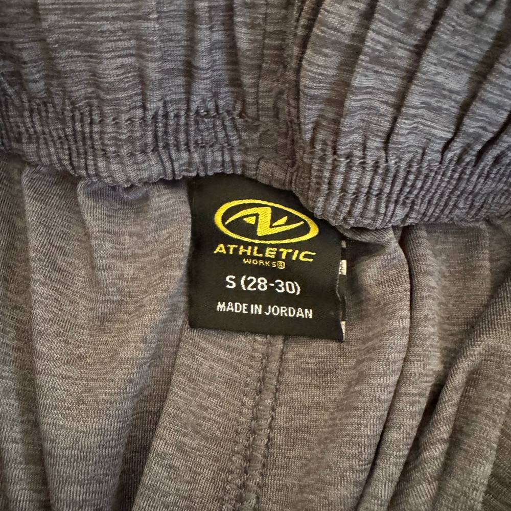 Men's/ Boy’s Athletic Grey Performance Shorts S (28-30) - Picture 4 of 9